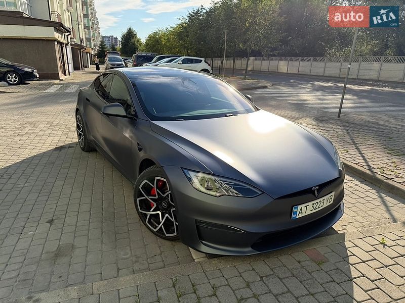 Лифтбек Tesla Model S 2023 в Ивано-Франковске