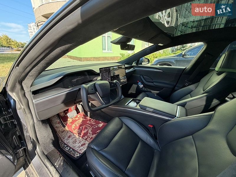 Лифтбек Tesla Model S 2023 в Ивано-Франковске