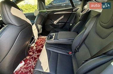 Лифтбек Tesla Model S 2023 в Ивано-Франковске