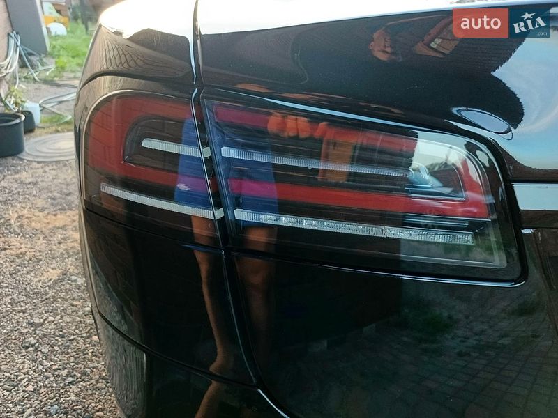 Ліфтбек Tesla Model S 2022 в Києві фото 16 Ліфтбек Tesla Model S 2022 в Києві