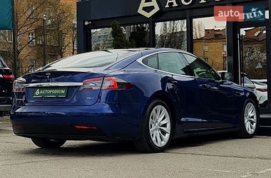 Ліфтбек Tesla Model S 2018 в Києві фото 20 Ліфтбек Tesla Model S 2018 в Києві
