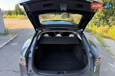 Лифтбек Tesla Model S 2013 в Каменском