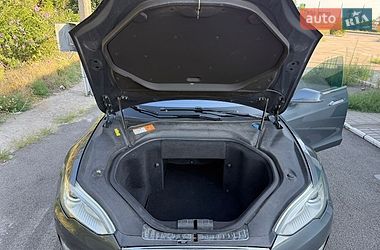 Лифтбек Tesla Model S 2013 в Каменском