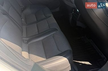 Лифтбек Tesla Model S 2018 в Киеве