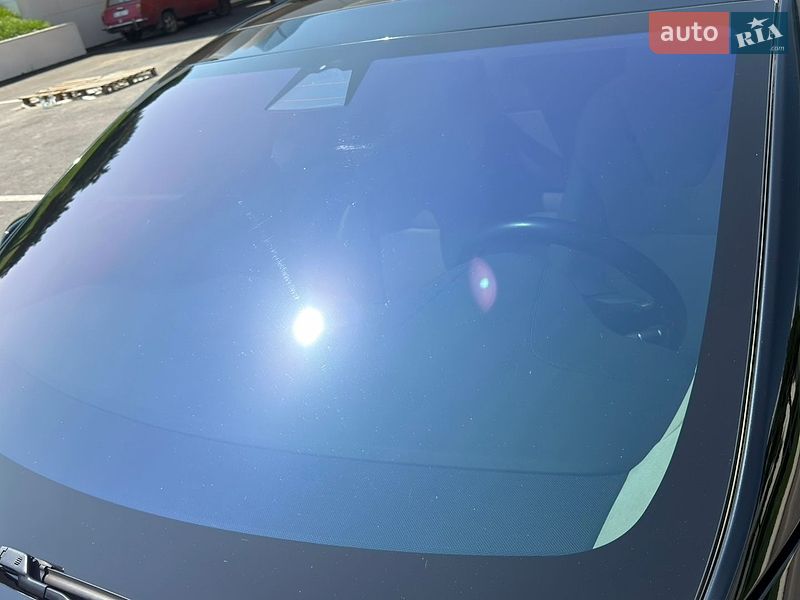 Ліфтбек Tesla Model S 2018 в Дніпрі