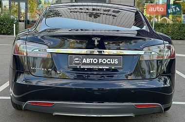 Ліфтбек Tesla Model S 2013 в Києві