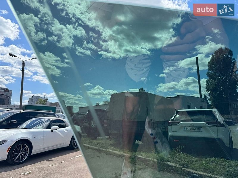 Ліфтбек Tesla Model S 2014 в Києві