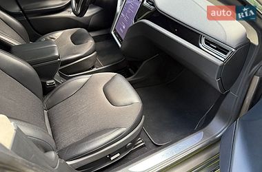 Ліфтбек Tesla Model S 2015 в Києві