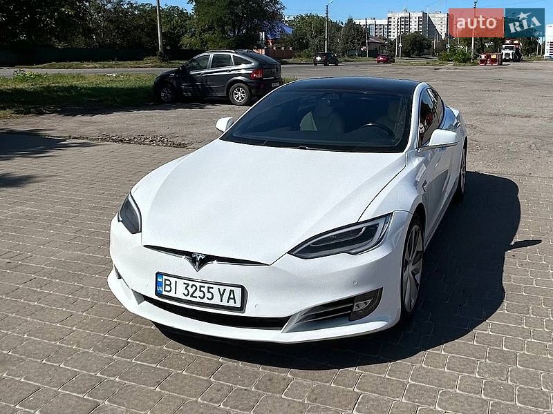 Tesla Model S 2020 Tesla Model S 2020