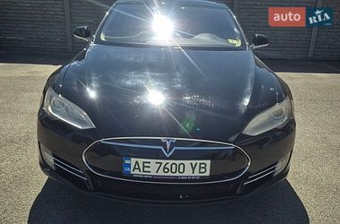 Лифтбек Tesla Model S 2012 в Днепре