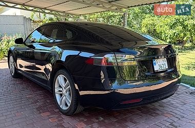 Ліфтбек Tesla Model S 2018 в Миколаєві