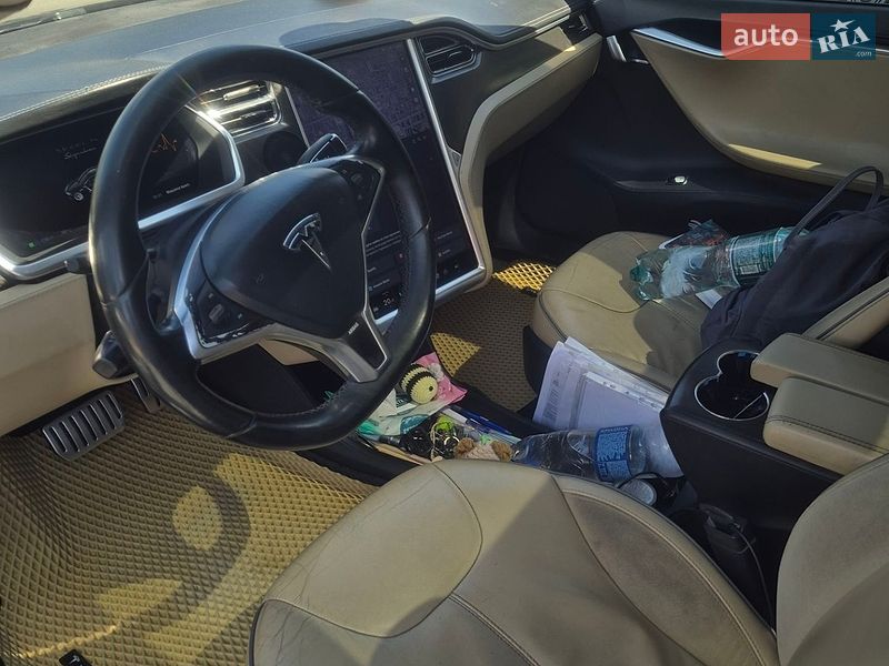 Лифтбек Tesla Model S 2012 в Днепре