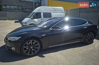 Лифтбек Tesla Model S 2012 в Днепре