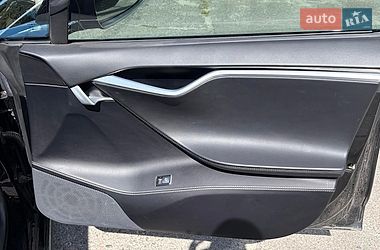 Ліфтбек Tesla Model S 2016 в Києві