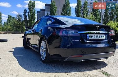 Ліфтбек Tesla Model S 2013 в Южноукраїнську фото 21 Ліфтбек Tesla Model S 2013 в Южноукраїнську