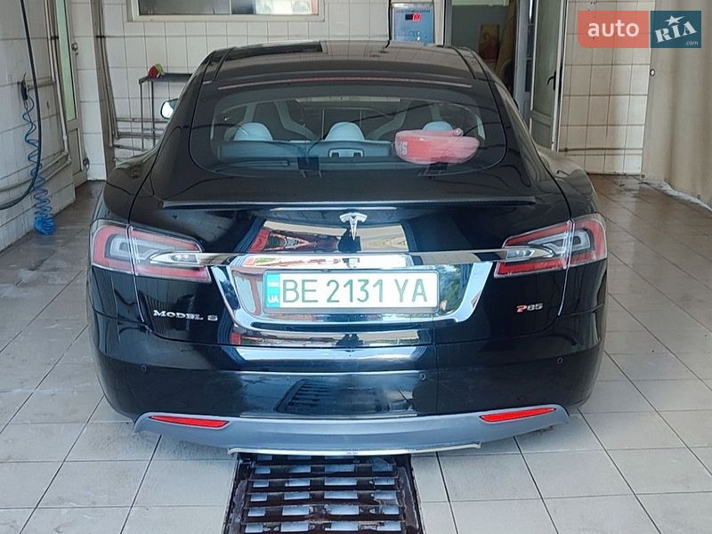 Ліфтбек Tesla Model S 2013 в Южноукраїнську фото 31 Ліфтбек Tesla Model S 2013 в Южноукраїнську