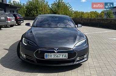 Ліфтбек Tesla Model S 2014 в Рівному