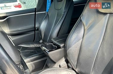 Ліфтбек Tesla Model S 2014 в Рівному