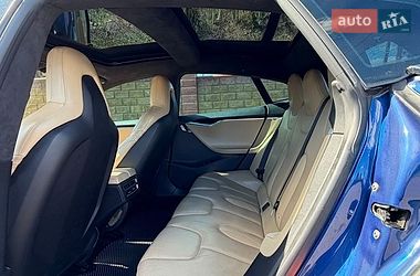 Ліфтбек Tesla Model S 2015 в Луцьку фото 11 Ліфтбек Tesla Model S 2015 в Луцьку