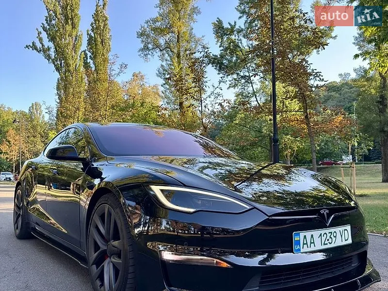 Tesla Model S