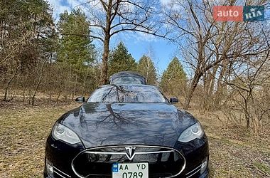 Ліфтбек Tesla Model S 2014 в Ірпені фото 3 Ліфтбек Tesla Model S 2014 в Ірпені
