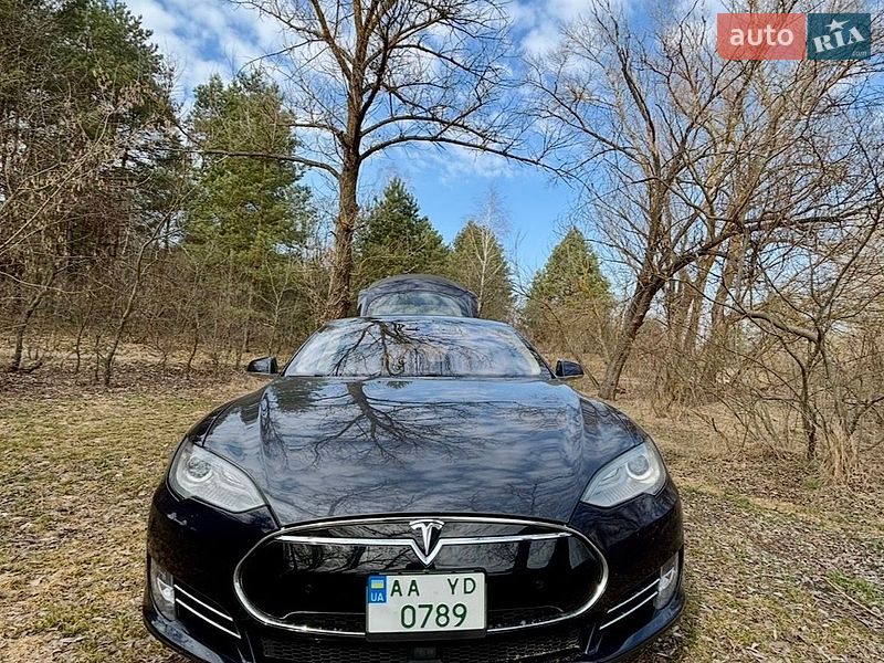 Ліфтбек Tesla Model S 2014 в Ірпені фото 3 Ліфтбек Tesla Model S 2014 в Ірпені