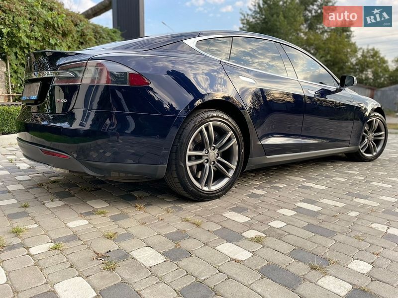 Ліфтбек Tesla Model S 2014 в Києві фото 7 Ліфтбек Tesla Model S 2014 в Києві