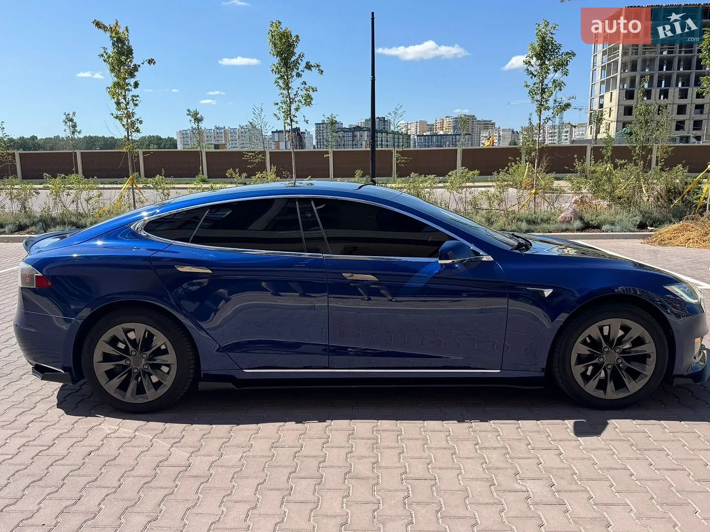 2017 Tesla Model S - мініатюра 8