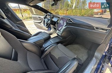 Лифтбек Tesla Model S 2017 в Софиевской Борщаговке