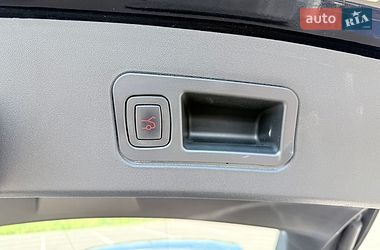 Ліфтбек Tesla Model S 2015 в Рівному
