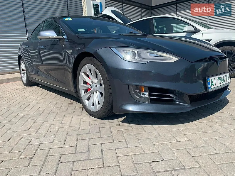 Tesla Model S