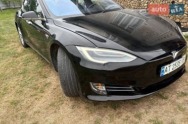 Лифтбек Tesla Model S 2018 в Коломые