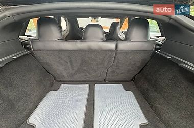 Лифтбек Tesla Model S 2018 в Коломые