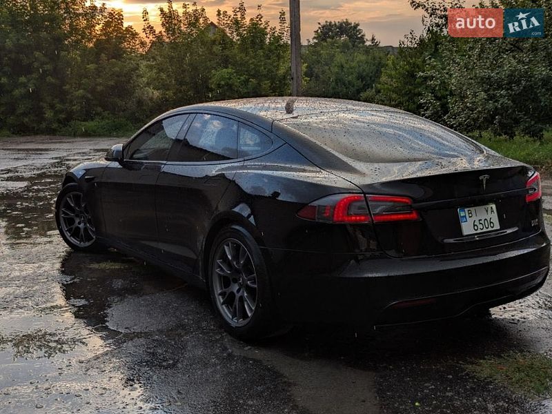 Лифтбек Tesla Model S 2021 в Миргороде фото 14 Лифтбек Tesla Model S 2021 в Миргороде