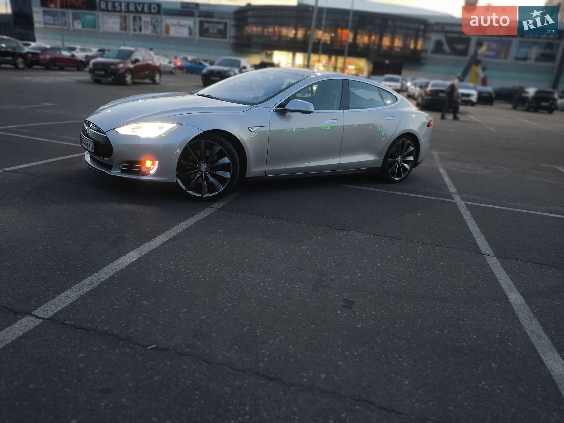 2012 Tesla Model S - мініатюра 4