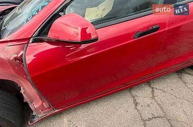 Лифтбек Tesla Model S 2023 в Ровно