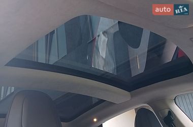 Лифтбек Tesla Model S 2017 в Ивано-Франковске фото 16 Лифтбек Tesla Model S 2017 в Ивано-Франковске