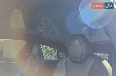 Лифтбек Tesla Model S 2020 в Березане