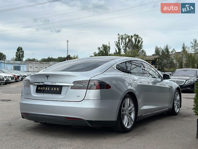 Лифтбек Tesla Model S 2013 в Харькове фото 10 Лифтбек Tesla Model S 2013 в Харькове