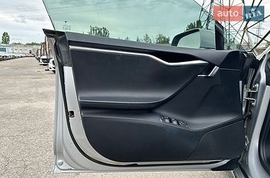 Лифтбек Tesla Model S 2013 в Харькове фото 15 Лифтбек Tesla Model S 2013 в Харькове