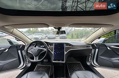 Лифтбек Tesla Model S 2013 в Харькове фото 19 Лифтбек Tesla Model S 2013 в Харькове
