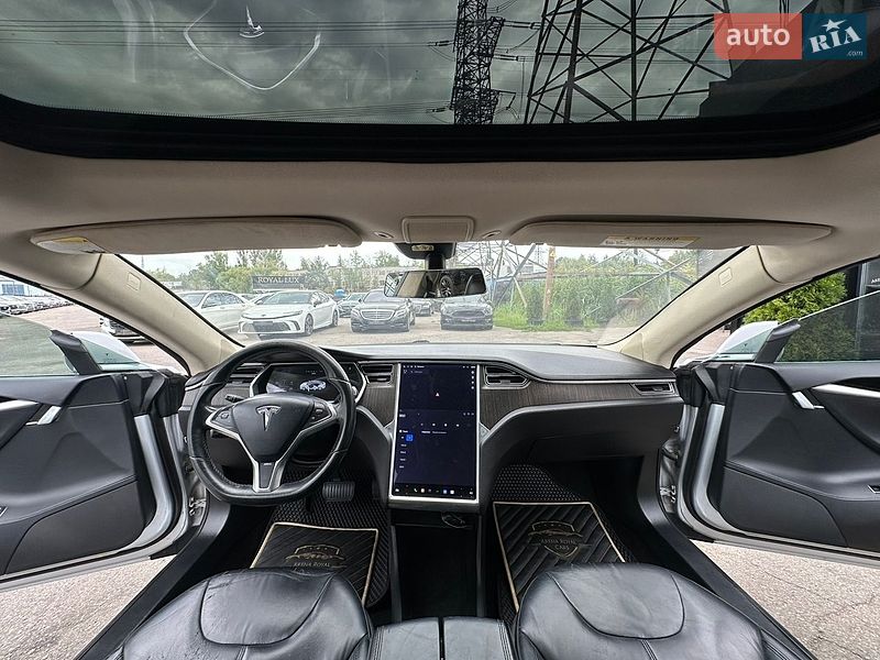 Лифтбек Tesla Model S 2013 в Харькове фото 19 Лифтбек Tesla Model S 2013 в Харькове