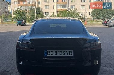 Лифтбек Tesla Model S 2019 в Львове