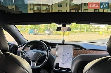 Лифтбек Tesla Model S 2019 в Львове