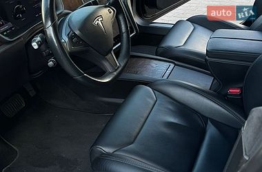 Лифтбек Tesla Model S 2019 в Львове