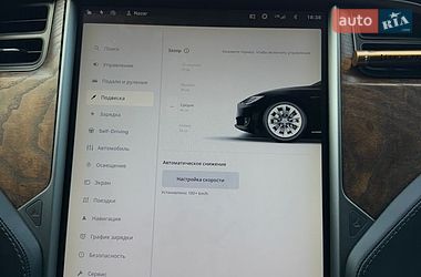 Лифтбек Tesla Model S 2019 в Львове