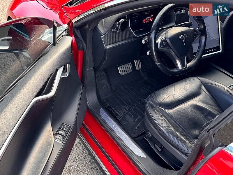 Лифтбек Tesla Model S 2015 в Одессе