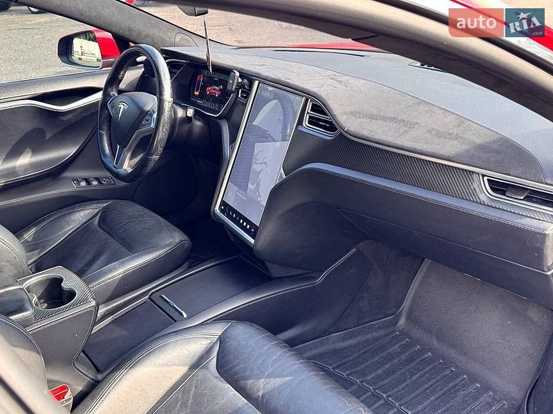Лифтбек Tesla Model S 2015 в Одессе