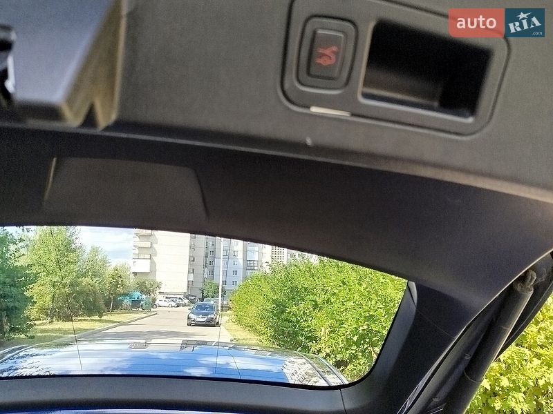 Лифтбек Tesla Model S 2016 в Ковеле