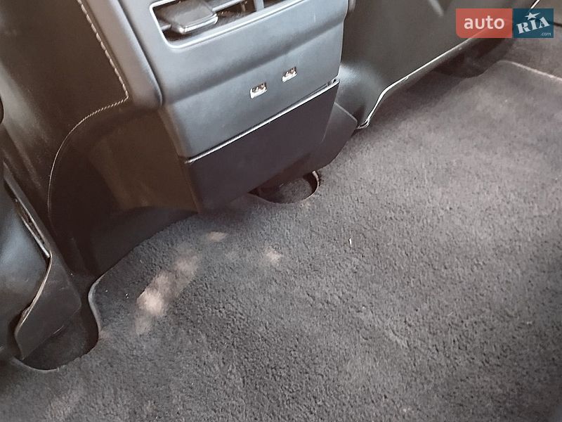Лифтбек Tesla Model S 2016 в Ковеле